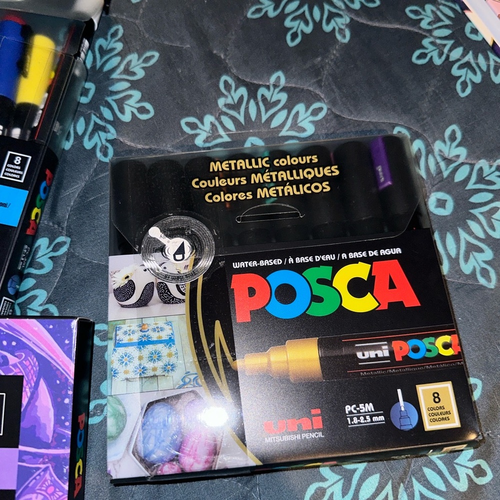 Posca Paint Marker Set - Picture 6 of 9